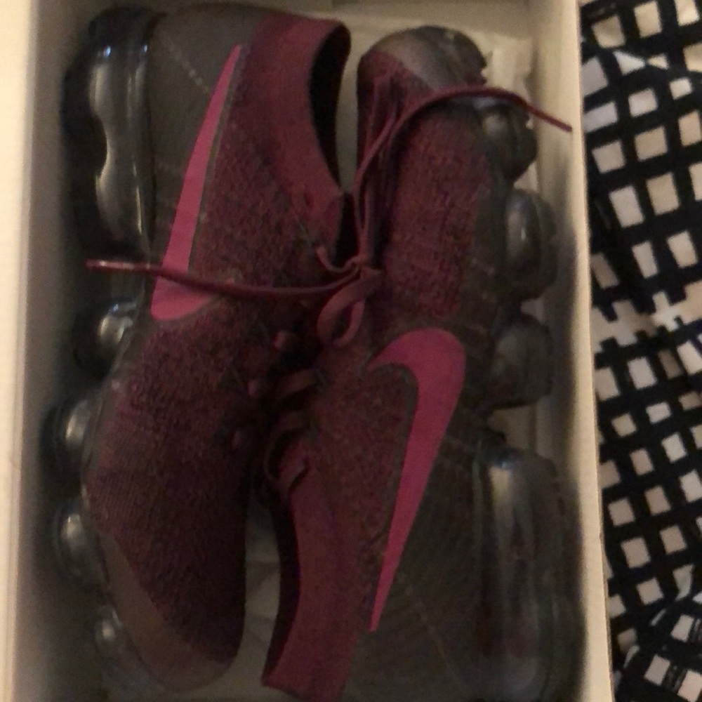 Vapor Max Flyknit Women’s !!